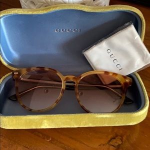 Gucci glasses